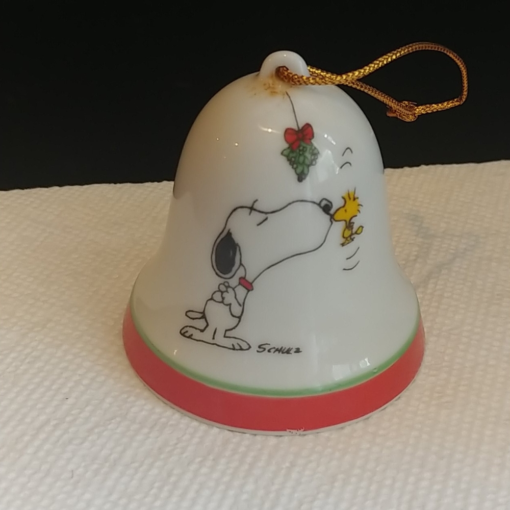 Vintage Peanuts Snoopy & Woodstock Bell 1965